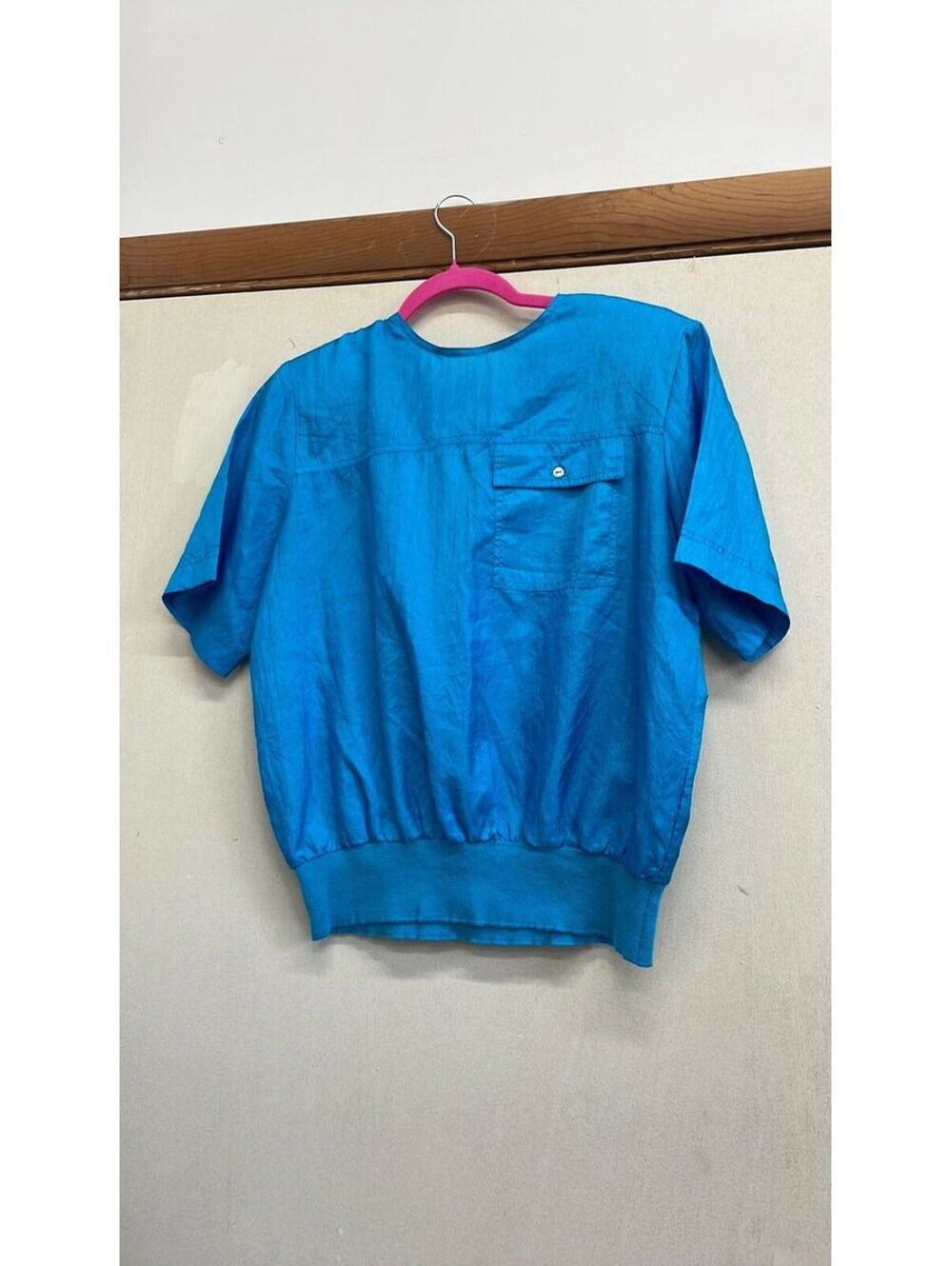 blue sakura sport top size L